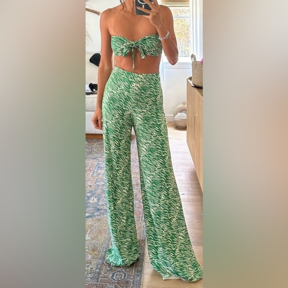NWT RESA zebra pant set